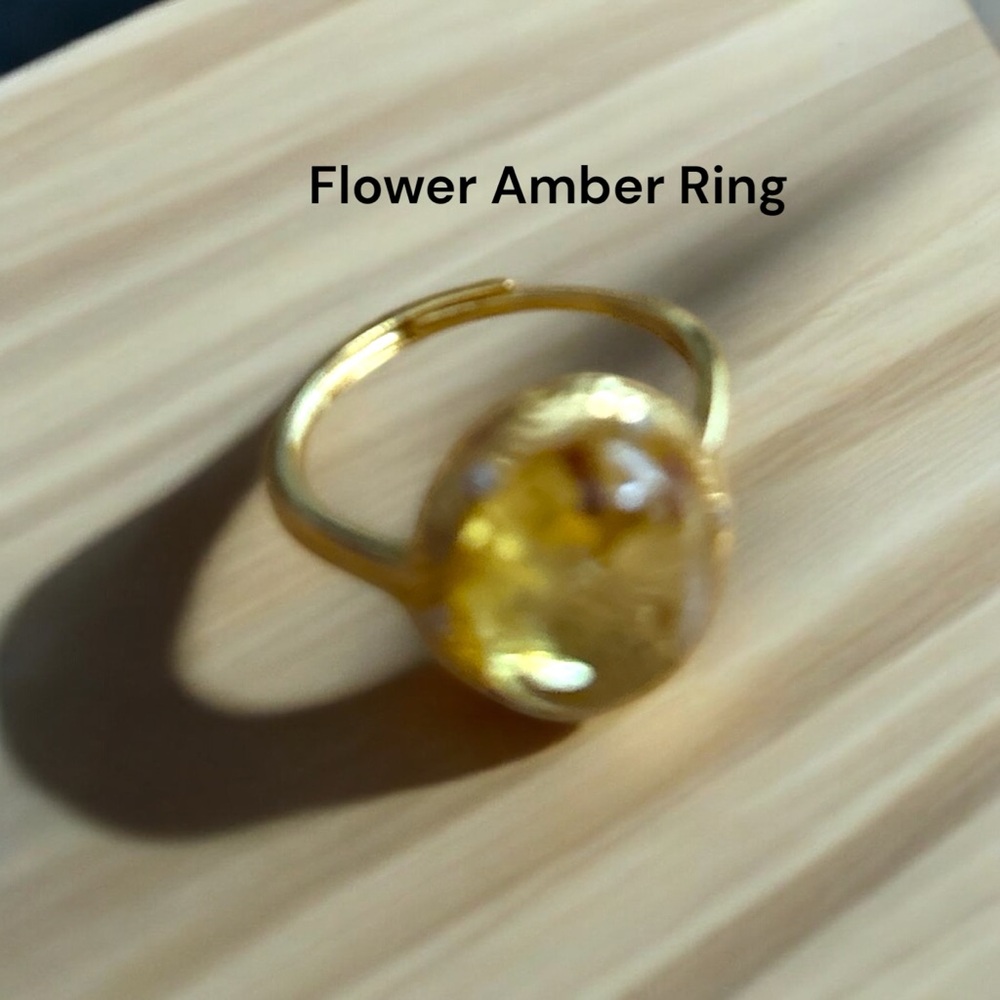 343R. S925  Genuine Flower Amber Ring